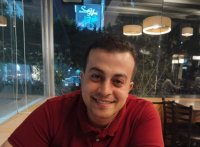 Une photo d’un participant qui veut faire connaissance et se marier
